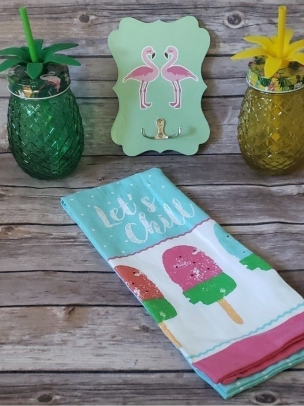 *PRICE DROP*
4 Piece Summer Fun Bundle 🦩🍍